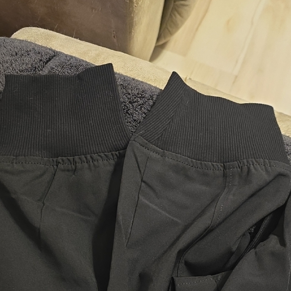 Time And Tru Maternity Joggers Size Medium In Black NWT - Picture 3 of 7